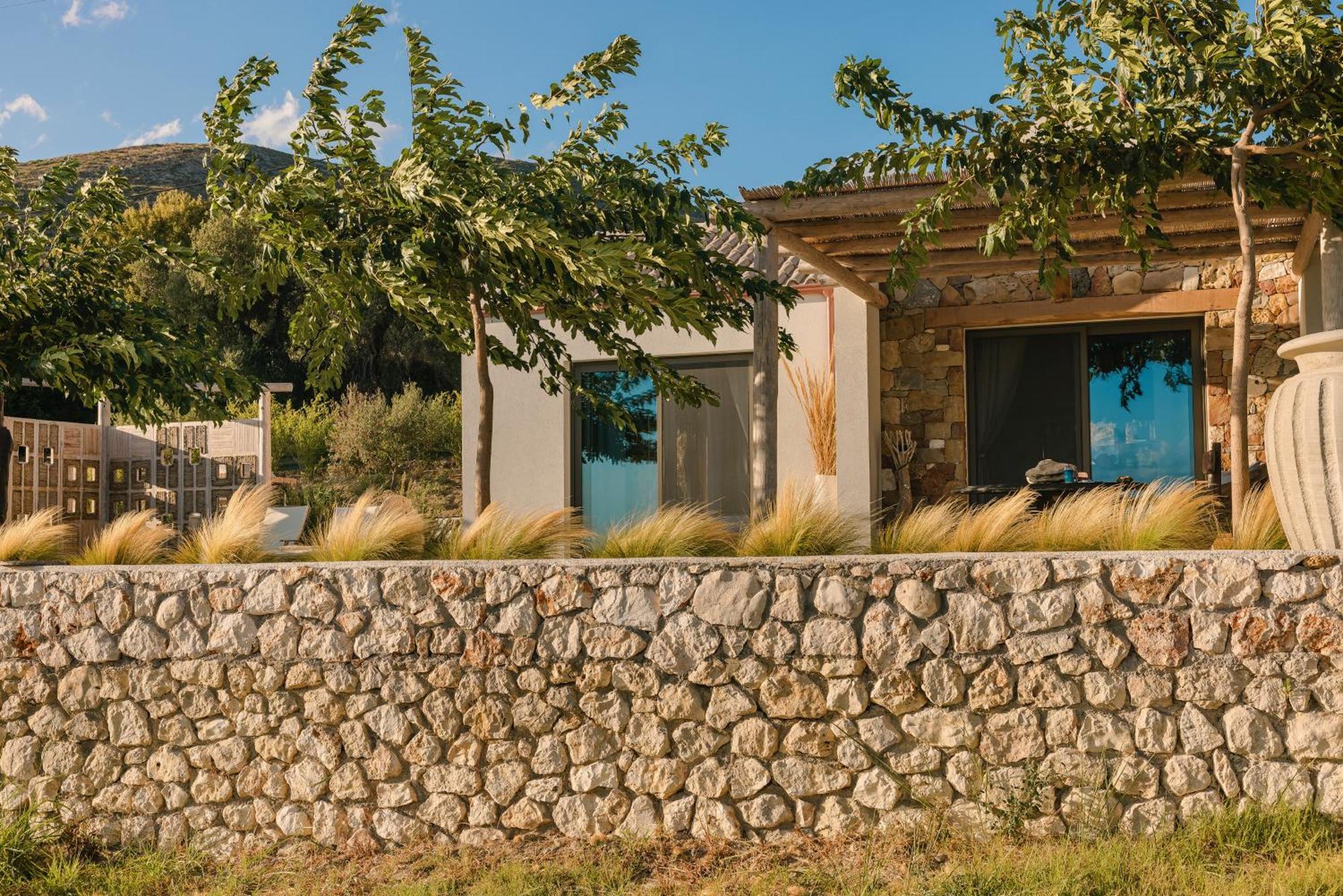 Spathes Suites Kefalonia - Luxury Suites Ratzaklion Exterior photo